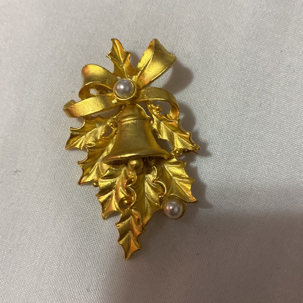 Christmas bell brooches bundle of 3 - Picture 7 of 8